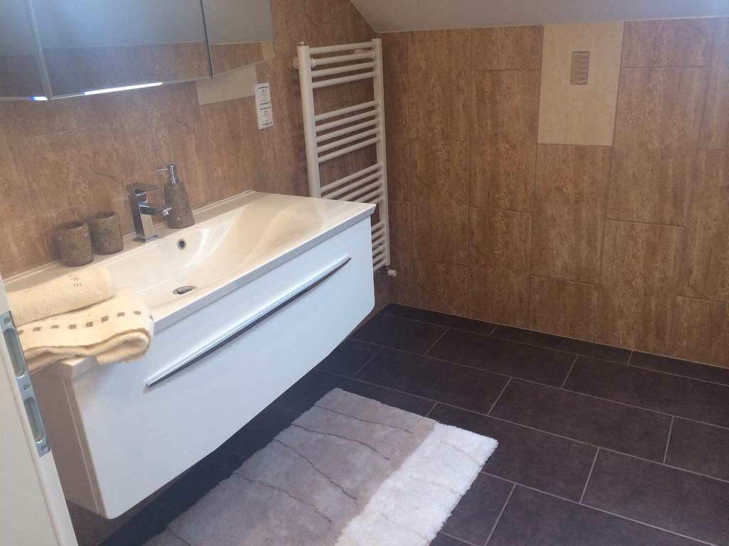 Leiner Apartman Hévíz Værelse billede