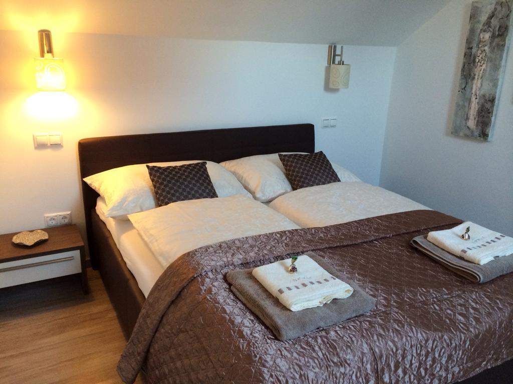Leiner Apartman Hévíz Værelse billede
